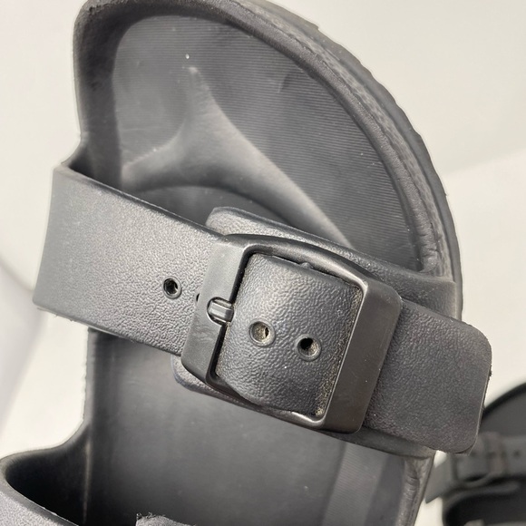 Women’s Black Double Strap Sandals Size 8 - Picture 12 of 14